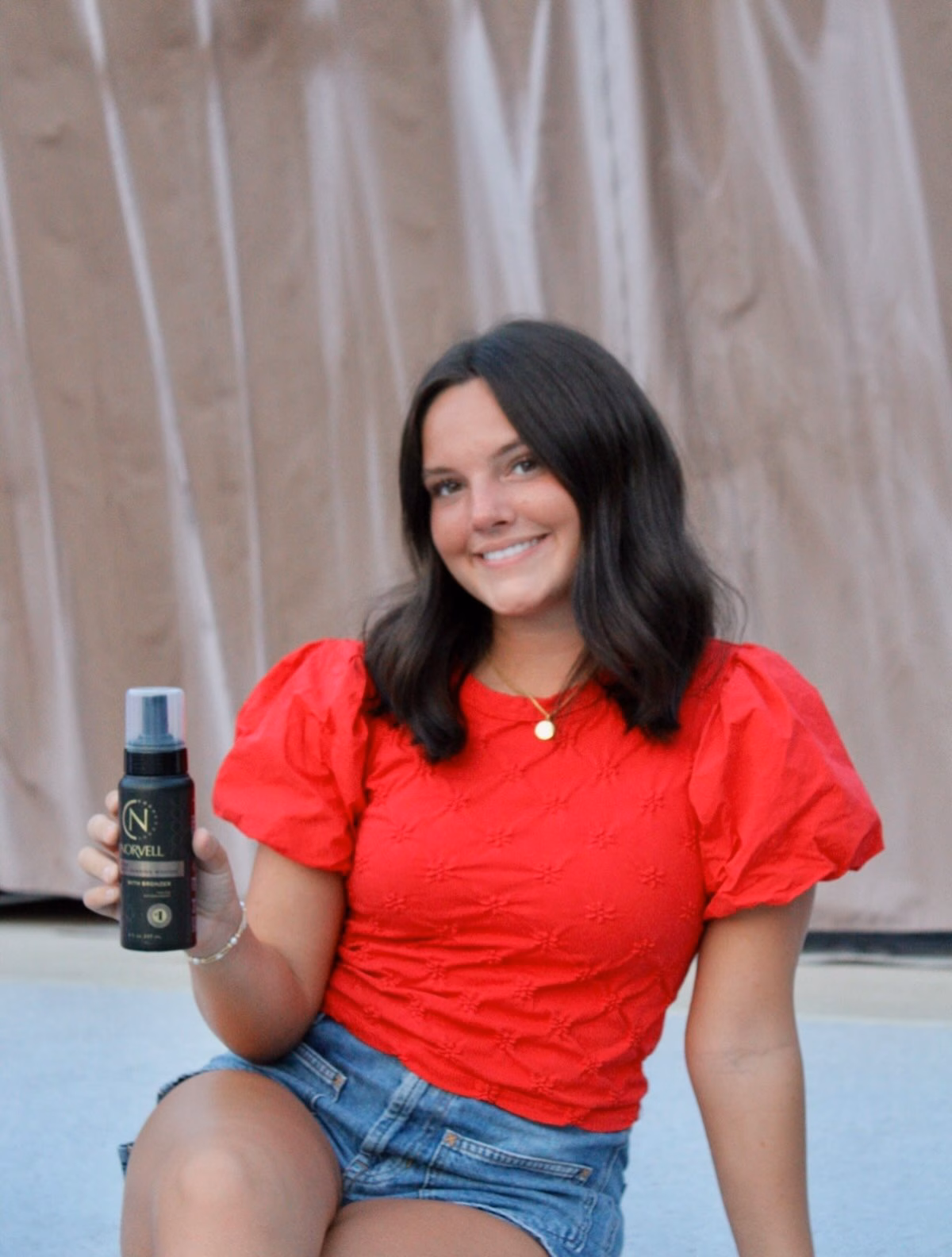 ✨ DID YOU KNOW?! ✨  You can get your favorite spray tan solution as a SELF-TAN too! 👀
Yep — the same solutions we use in the spray room, so you can get that same gorgeous, customized color from home whenever you want!
Ask us about our self-tan options next time you’re in! 💕  Oconee Tan + Wellness 
📍 @thevillagemalcombridge 
📞 706-818-2722